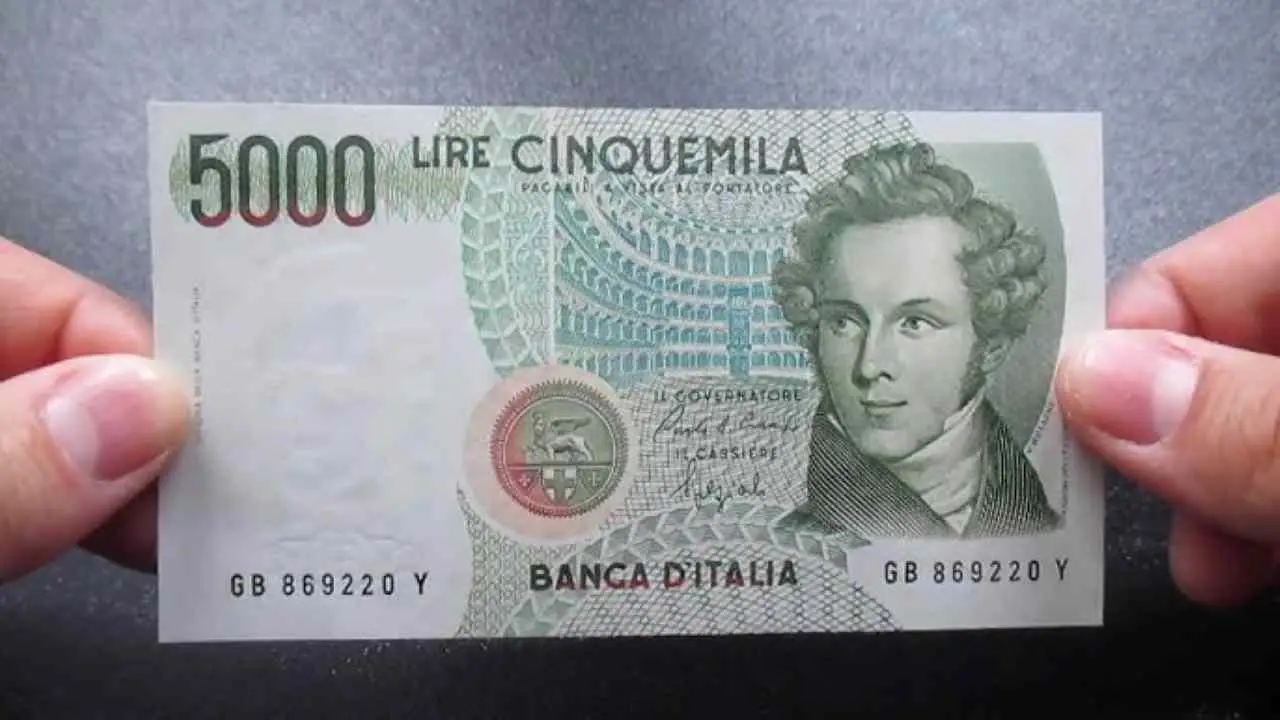 Banconote con errore di taglio: ecco quanto possono valere ai collezionisti Banconote con errore di taglio: ecco quanto possono valere ai collezionisti