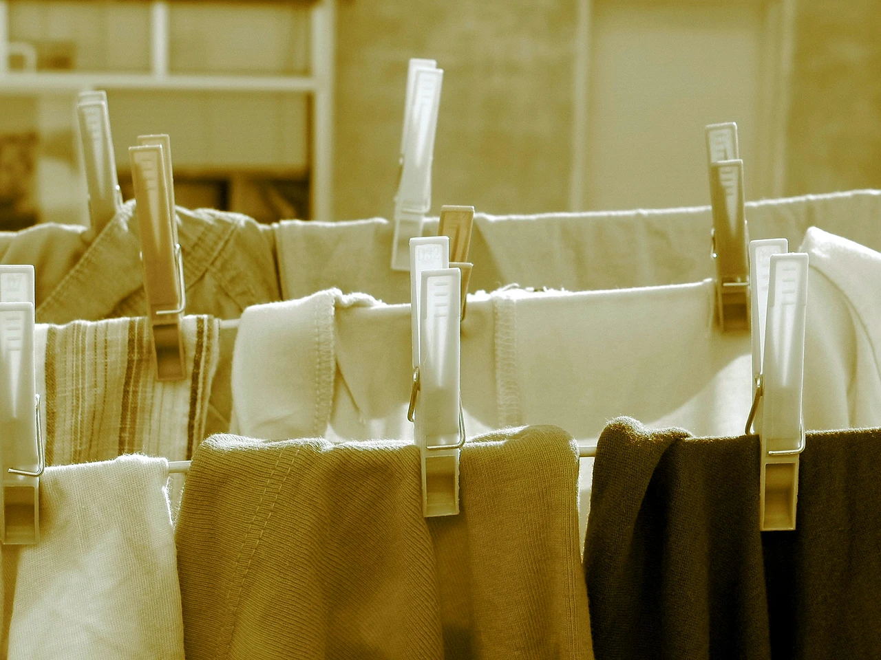 Il trucco per sbiancare il bucato senza usare candeggina Il trucco per sbiancare il bucato senza usare candeggina