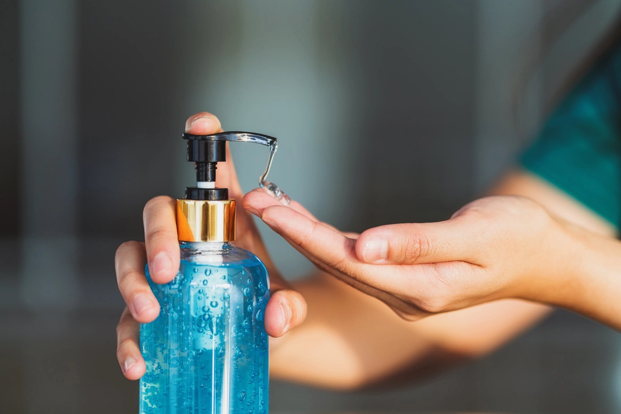 Risparmia e tutela l’ambiente realizzando in casa sapone liquido multiuso con oli vegetali Risparmia e tutela l’ambiente realizzando in casa sapone liquido multiuso con oli vegetali