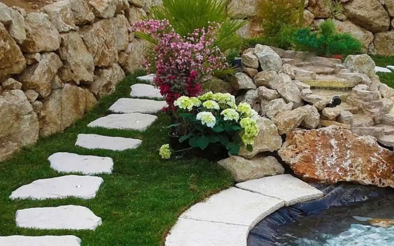 Pavimentare il giardino: quanto costa creare uno spazio esterno di 100 mq e quali fattori influenzano il prezzo