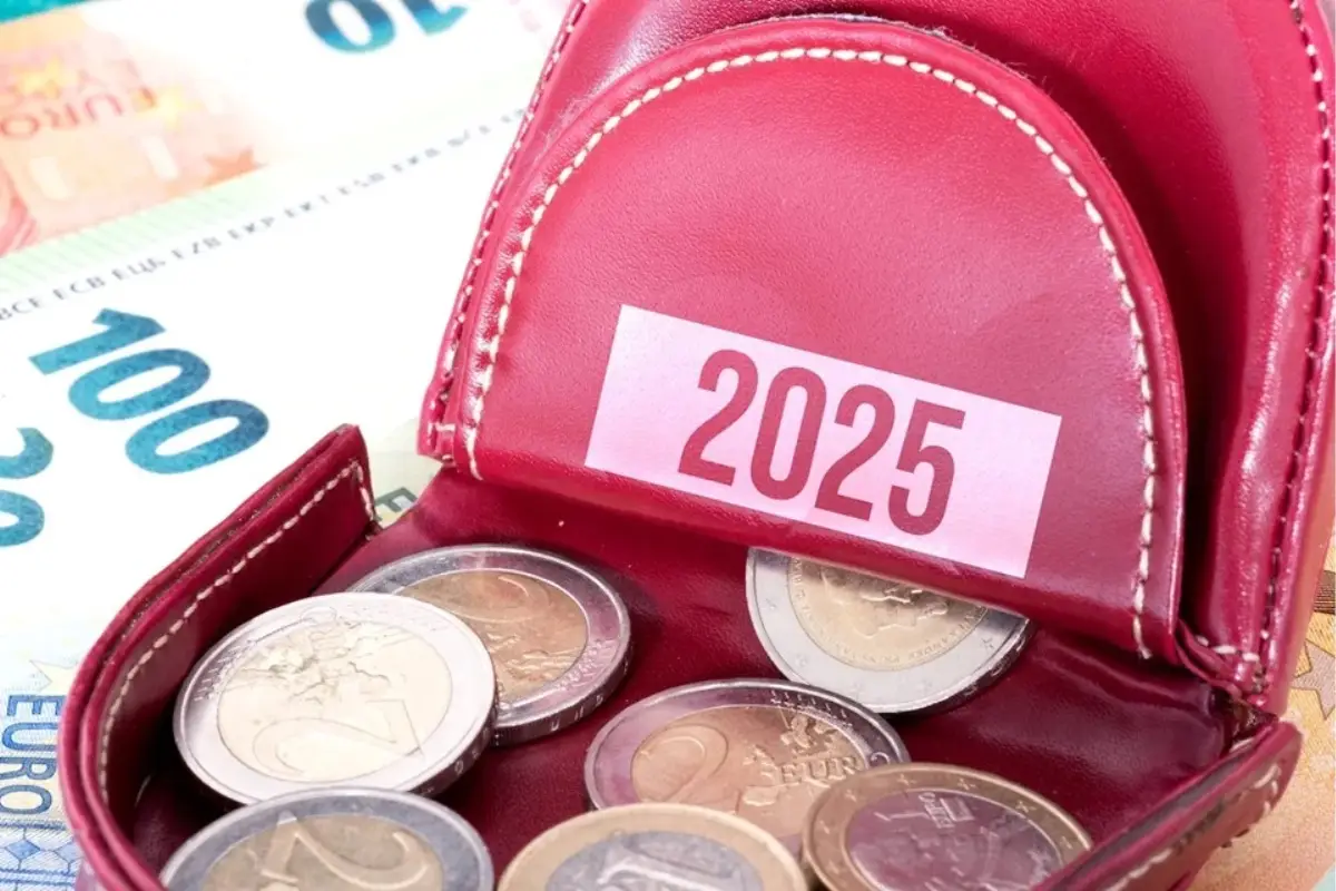 Pensioni 2025: il calendario completo dei pagamenti aggiornato a giugno Pensioni 2025: il calendario completo dei pagamenti aggiornato a giugno