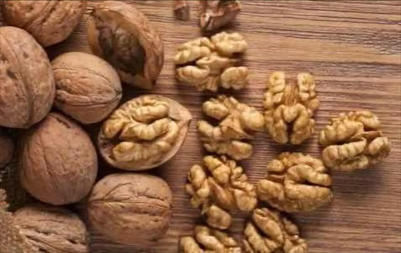 Pressione bassa: il rimedio con la frutta secca che non conosci Pressione bassa: il rimedio con la frutta secca che non conosci