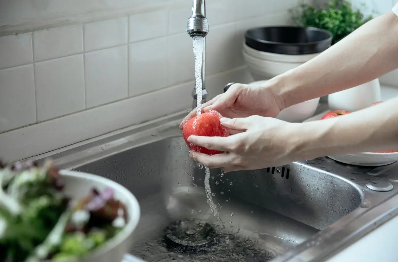 Come disinfettare frutta e verdura senza prodotti chimici Come disinfettare frutta e verdura senza prodotti chimici