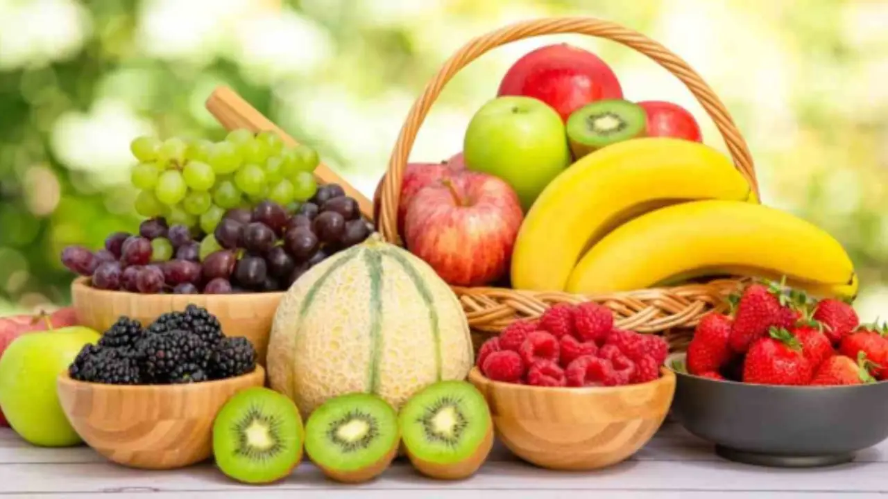 Il frutto che rinforza il sistema immunitario: perfetto in estate Il frutto che rinforza il sistema immunitario: perfetto in estate