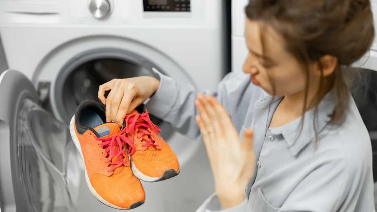Risultati immediati: elimina i cattivi odori dal bucato con questo rimedio casalingo Risultati immediati: elimina i cattivi odori dal bucato con questo rimedio casalingo