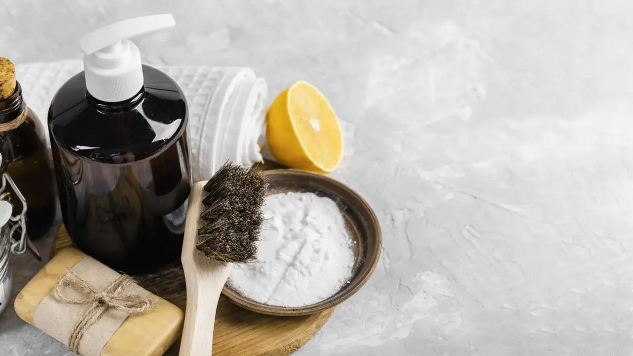 Non trascurare il materasso: ecco come igienizzare con ingredienti vegetali semplici Non trascurare il materasso: ecco come igienizzare con ingredienti vegetali semplici
